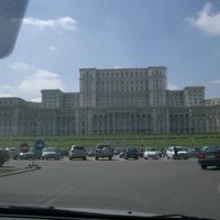 Румыния. Бухарест. Дворец Чаушеску.